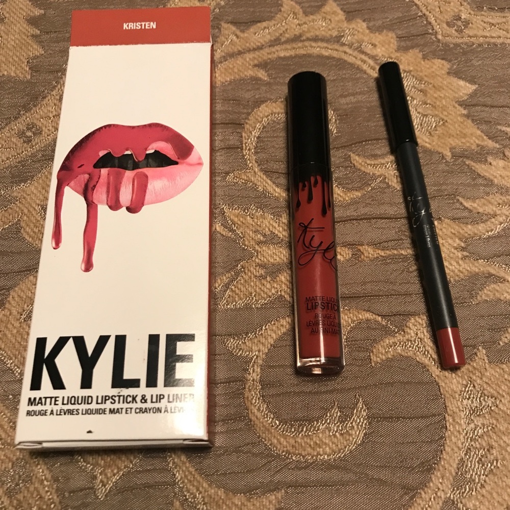 💯Authentic Kylie Lip Kit
